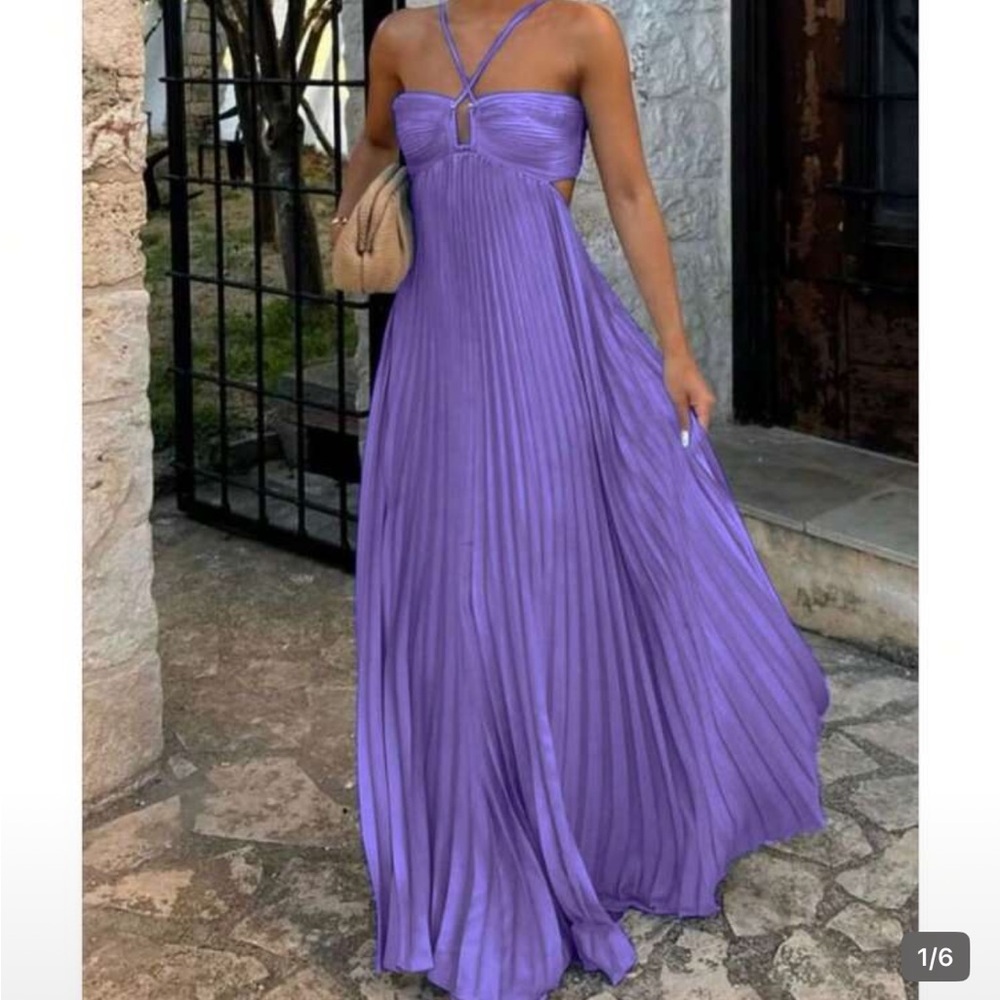 Brand new in bag Lavender Pleated Maxi Dress M